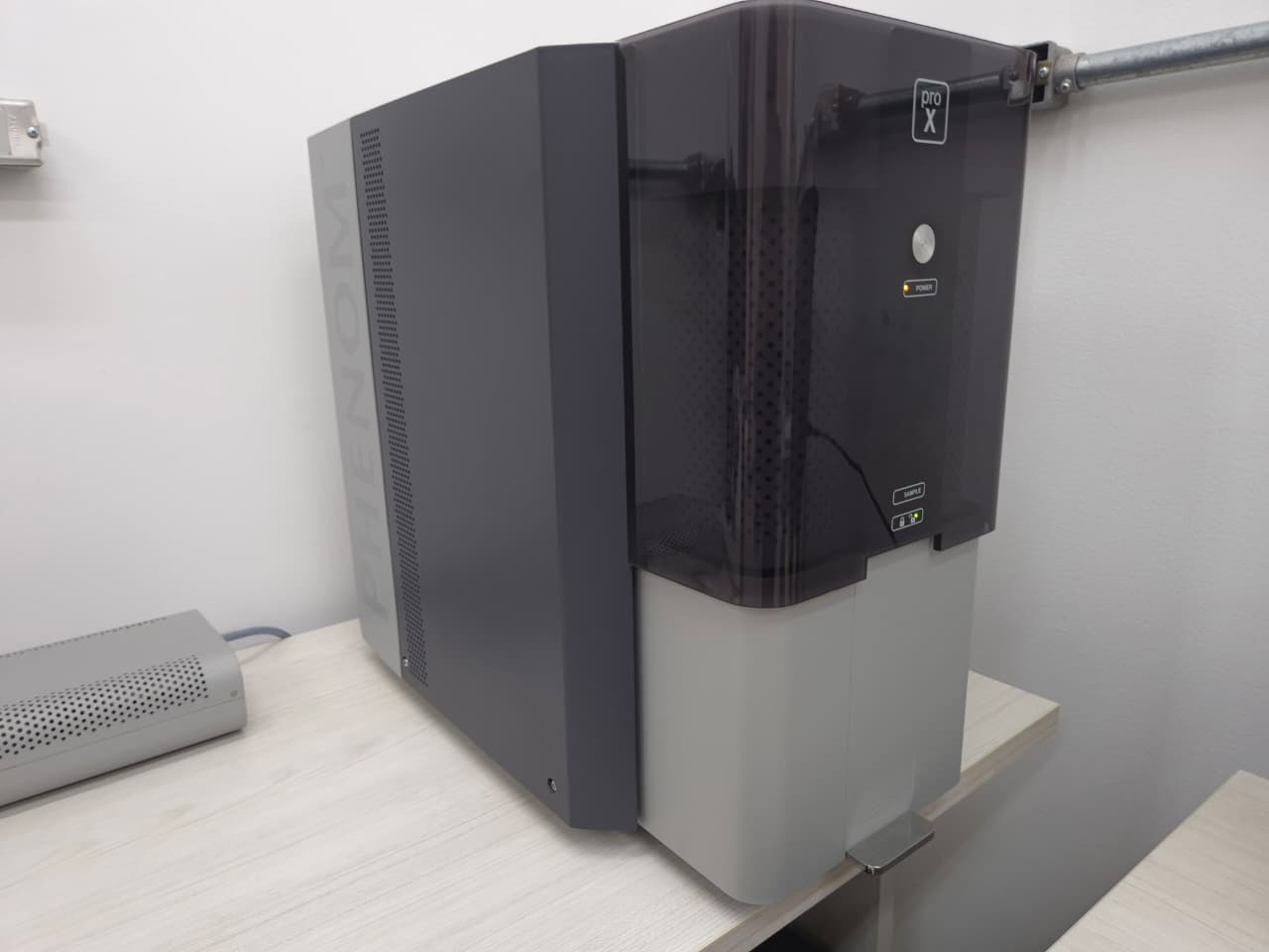 Phenom ProX (MEV/EDS) — foto 1